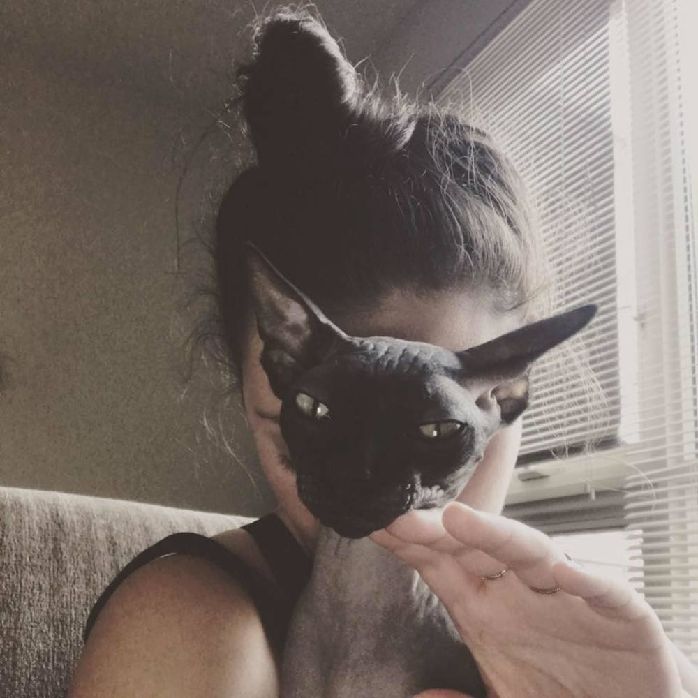 Meet your Posher, Justine